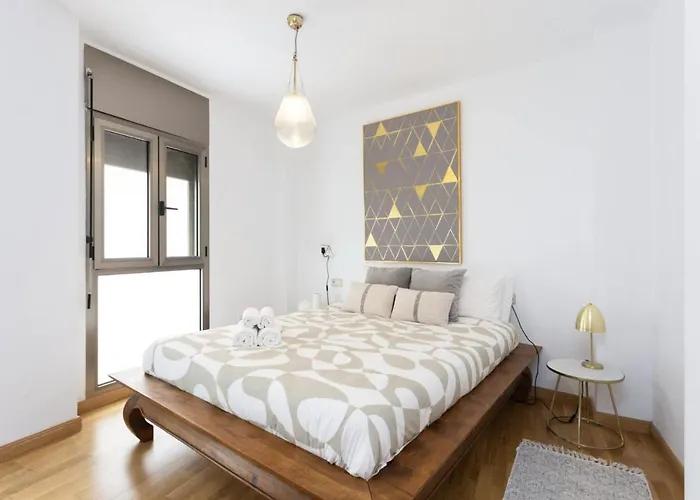 Hauzify I Ramon Y Cajal Appartement *