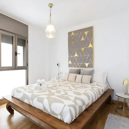 Hauzify I Ramon Y Cajal Apartmán *