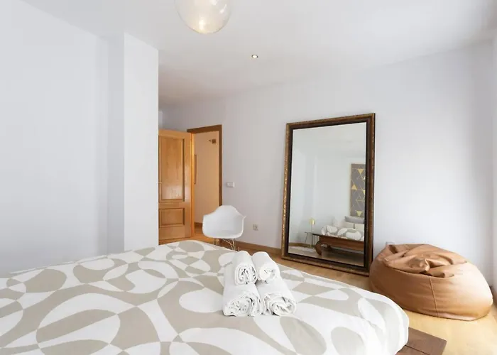 Hauzify I Ramon Y Cajal Daire